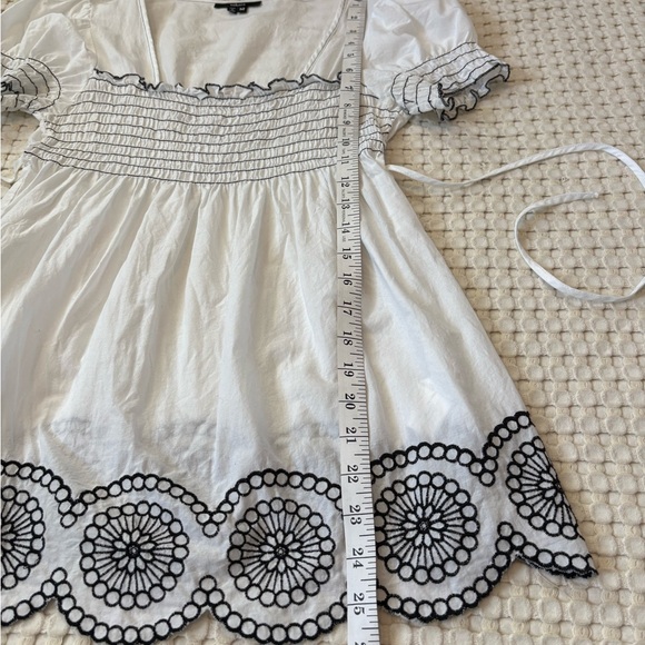 White Blouse with Black Embroidery Blouse - Picture 2 of 3